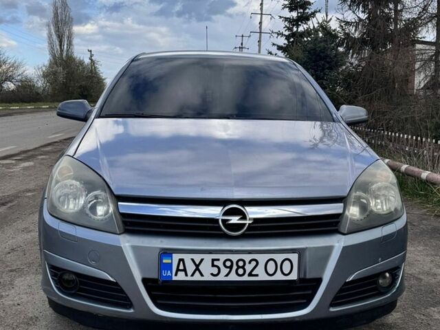 Опель Астра, объемом двигателя 1.6 л и пробегом 200 тыс. км за 4500 $, фото 1 на Automoto.ua
