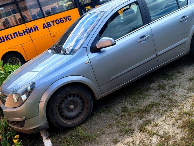 Опель Астра, объемом двигателя 1.8 л и пробегом 258 тыс. км за 5500 $, фото 1 на Automoto.ua