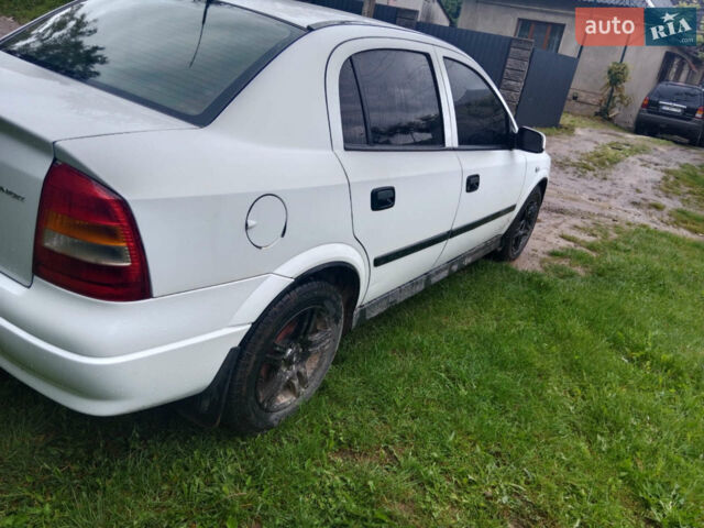 Опель Астра, объемом двигателя 1.4 л и пробегом 240 тыс. км за 3100 $, фото 1 на Automoto.ua