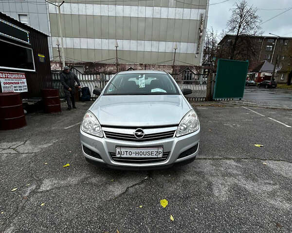 Опель Астра, объемом двигателя 1.6 л и пробегом 254 тыс. км за 5300 $, фото 1 на Automoto.ua