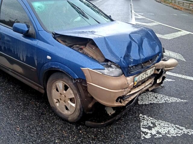 Опель Астра, объемом двигателя 1.6 л и пробегом 0 тыс. км за 1000 $, фото 1 на Automoto.ua