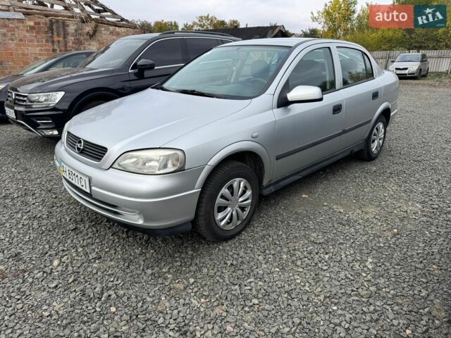 Опель Астра, объемом двигателя 1.6 л и пробегом 270 тыс. км за 2450 $, фото 1 на Automoto.ua