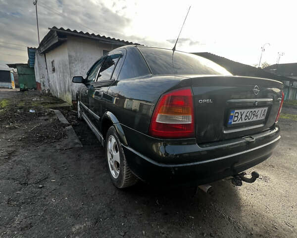 Опель Астра, объемом двигателя 2.2 л и пробегом 400 тыс. км за 2400 $, фото 1 на Automoto.ua