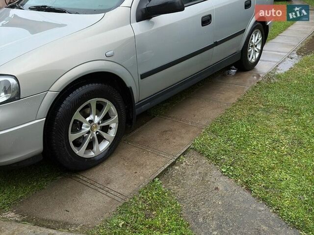 Опель Астра, объемом двигателя 1.4 л и пробегом 156 тыс. км за 3300 $, фото 1 на Automoto.ua