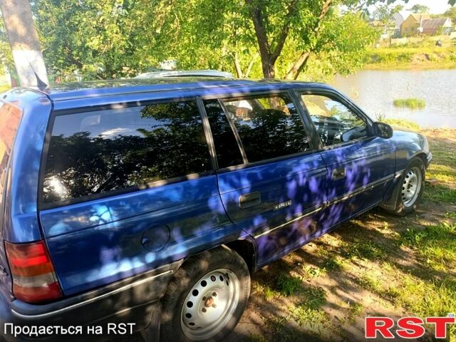 Опель Астра, объемом двигателя 1.7 л и пробегом 100 тыс. км за 2800 $, фото 1 на Automoto.ua