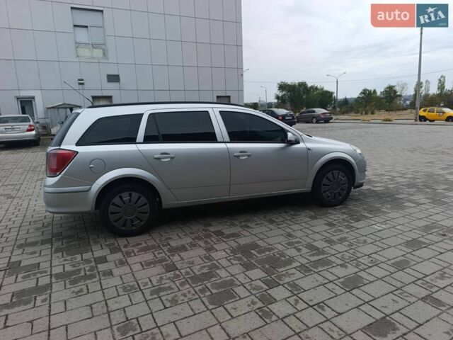 Опель Астра, объемом двигателя 1.6 л и пробегом 250 тыс. км за 4000 $, фото 1 на Automoto.ua