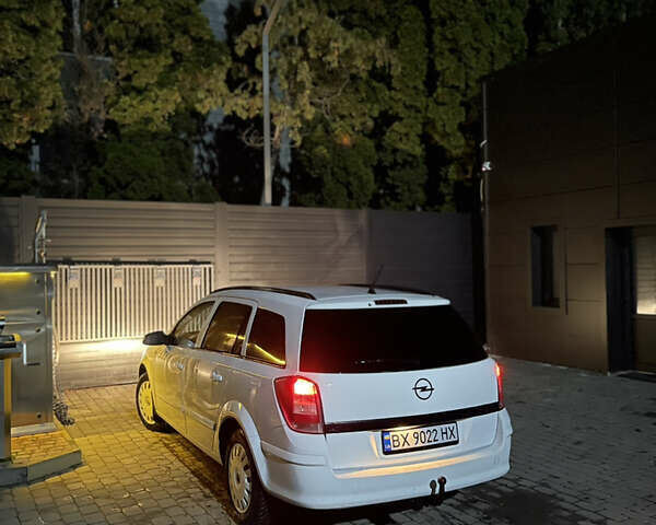 Опель Астра, объемом двигателя 1.7 л и пробегом 235 тыс. км за 5700 $, фото 1 на Automoto.ua
