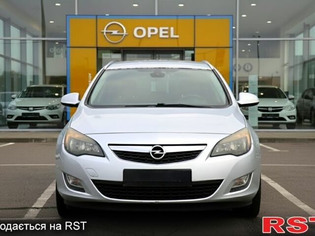 Опель Астра, объемом двигателя 1.7 л и пробегом 233 тыс. км за 7200 $, фото 1 на Automoto.ua