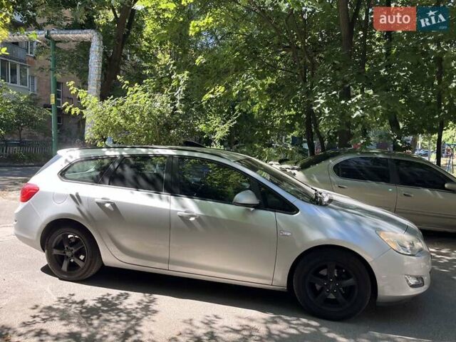 Опель Астра, объемом двигателя 1.3 л и пробегом 198 тыс. км за 5800 $, фото 1 на Automoto.ua