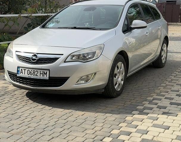 Опель Астра, объемом двигателя 1.7 л и пробегом 329 тыс. км за 5600 $, фото 1 на Automoto.ua