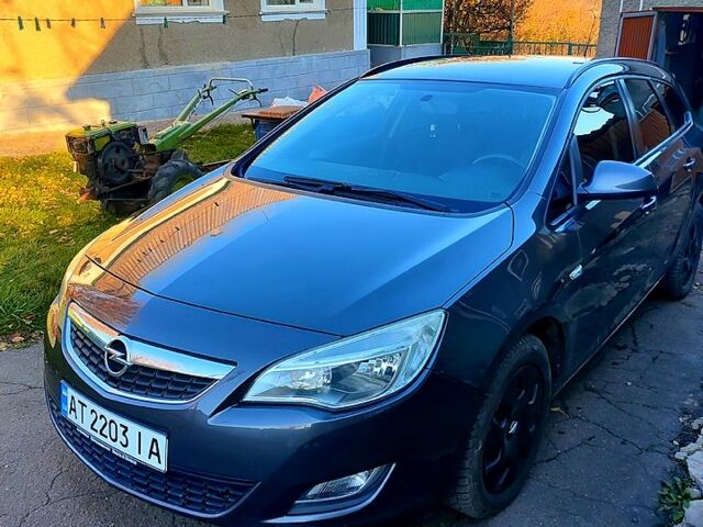 Опель Астра, объемом двигателя 16 л и пробегом 300 тыс. км за 6800 $, фото 1 на Automoto.ua
