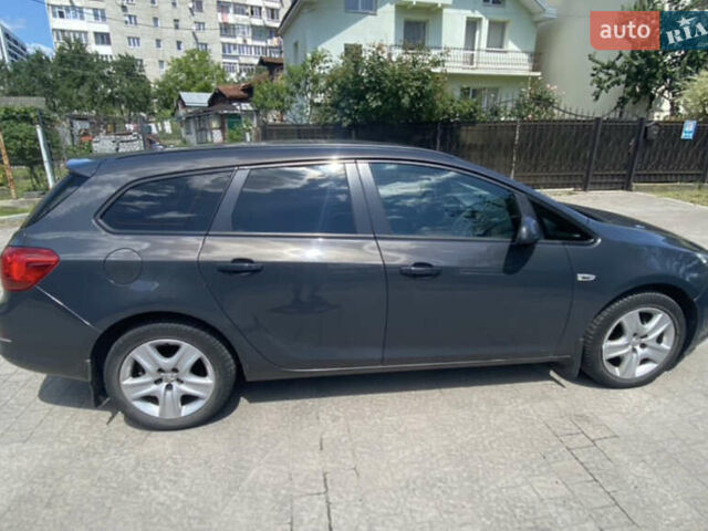 Опель Астра, объемом двигателя 1.7 л и пробегом 260 тыс. км за 8000 $, фото 1 на Automoto.ua