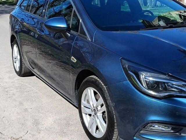 Опель Астра, объемом двигателя 1.6 л и пробегом 245 тыс. км за 12500 $, фото 1 на Automoto.ua