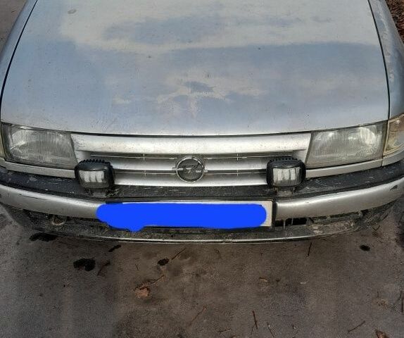 Серый Опель Астра, объемом двигателя 0 л и пробегом 668 тыс. км за 700 $, фото 1 на Automoto.ua