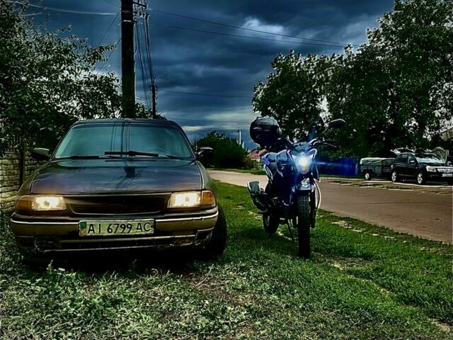 Сірий Опель Астра, об'ємом двигуна 1.8 л та пробігом 10 тис. км за 674 $, фото 1 на Automoto.ua