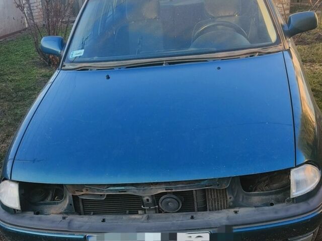 Серый Опель Астра, объемом двигателя 0 л и пробегом 200 тыс. км за 858 $, фото 1 на Automoto.ua