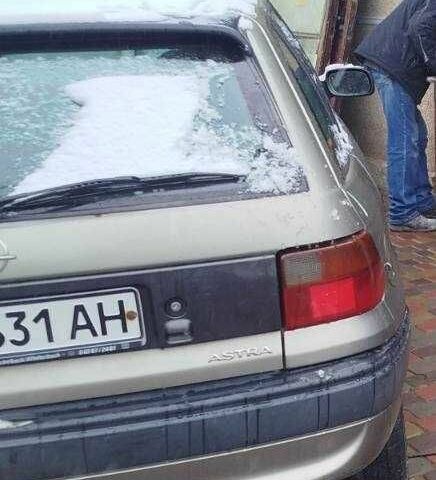 Опель Астра 1996 в Черновцах на Automoto.ua Серый Опель Астра, объемом двигателя 0 л и пробегом 260 тыс. км за 1000 $, фото 1 на Automoto.ua