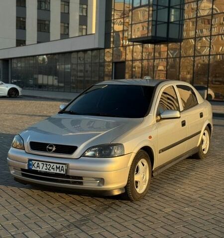 Сірий Опель Астра, об'ємом двигуна 1.6 л та пробігом 215 тис. км за 3500 $, фото 1 на Automoto.ua