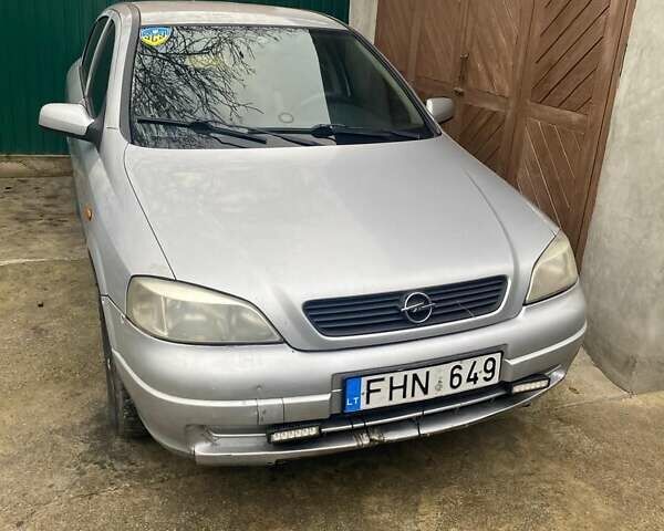 Серый Опель Астра, объемом двигателя 1.7 л и пробегом 197 тыс. км за 1500 $, фото 1 на Automoto.ua