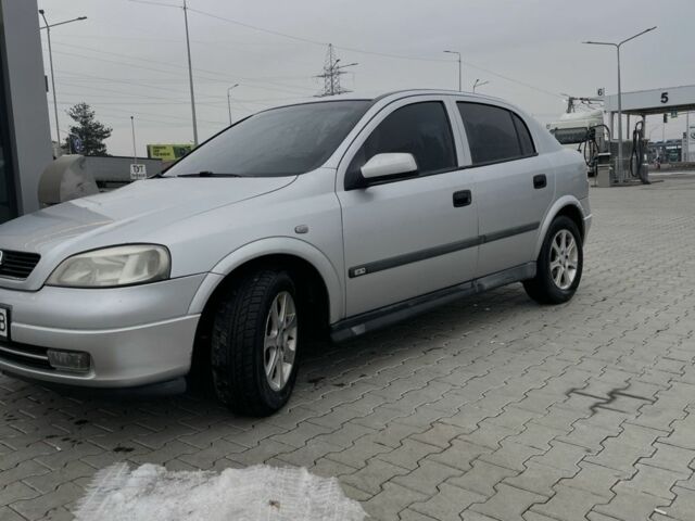 Серый Опель Астра, объемом двигателя 1.6 л и пробегом 323 тыс. км за 2850 $, фото 1 на Automoto.ua