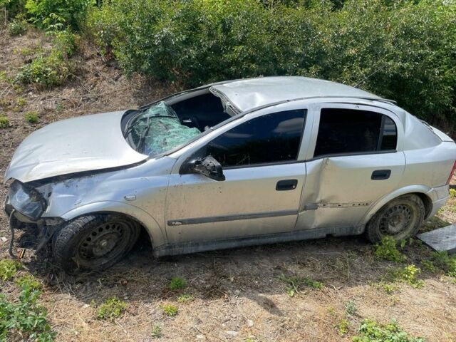 Сірий Опель Астра, об'ємом двигуна 1.4 л та пробігом 360 тис. км за 700 $, фото 1 на Automoto.ua