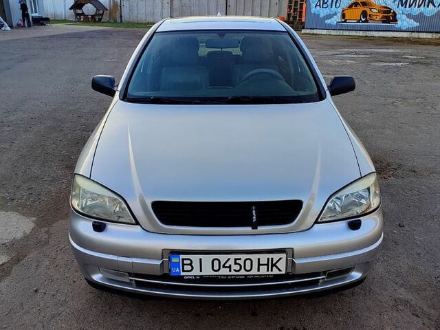 Сірий Опель Астра, об'ємом двигуна 1.8 л та пробігом 156 тис. км за 4000 $, фото 1 на Automoto.ua