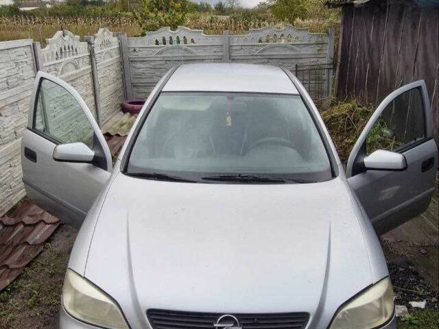 Сірий Опель Астра, об'ємом двигуна 1.7 л та пробігом 327 тис. км за 2500 $, фото 1 на Automoto.ua