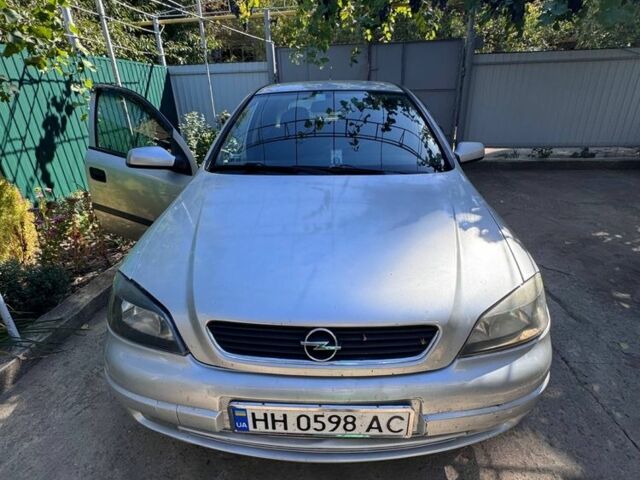 Серый Опель Астра, объемом двигателя 2 л и пробегом 360 тыс. км за 3600 $, фото 1 на Automoto.ua