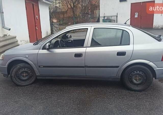 Сірий Опель Астра, об'ємом двигуна 1.6 л та пробігом 214 тис. км за 3400 $, фото 1 на Automoto.ua