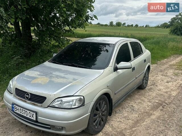 Сірий Опель Астра, об'ємом двигуна 1.39 л та пробігом 400 тис. км за 1800 $, фото 1 на Automoto.ua