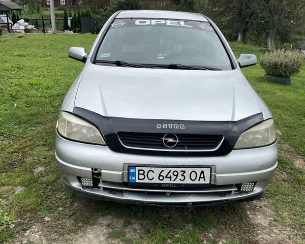 Серый Опель Астра, объемом двигателя 2 л и пробегом 420 тыс. км за 2000 $, фото 1 на Automoto.ua