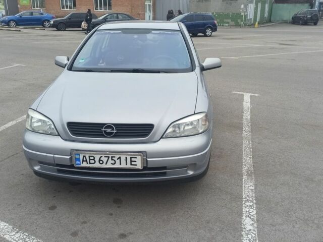 Серый Опель Астра, объемом двигателя 1.6 л и пробегом 217 тыс. км за 3600 $, фото 1 на Automoto.ua