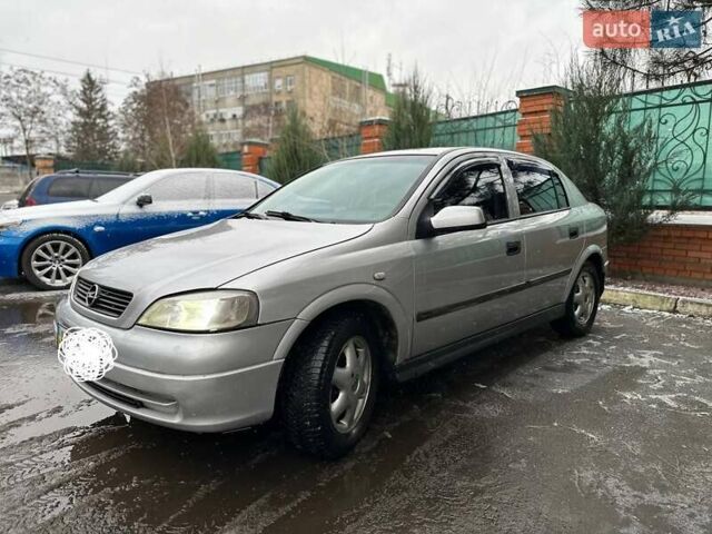 Сірий Опель Астра, об'ємом двигуна 1.6 л та пробігом 340 тис. км за 2800 $, фото 1 на Automoto.ua