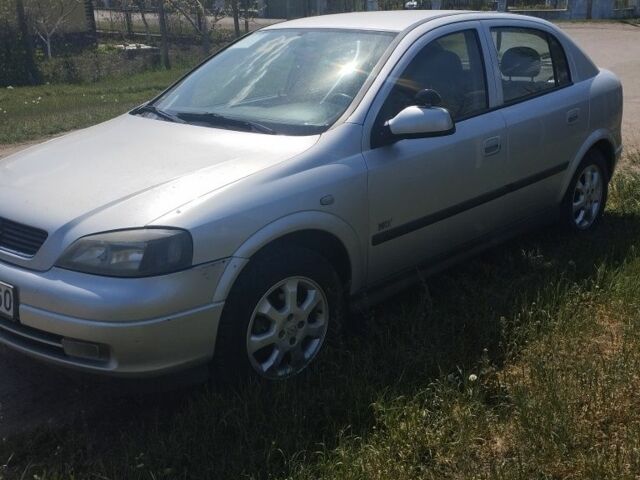 Серый Опель Астра, объемом двигателя 1.6 л и пробегом 200 тыс. км за 1919 $, фото 1 на Automoto.ua