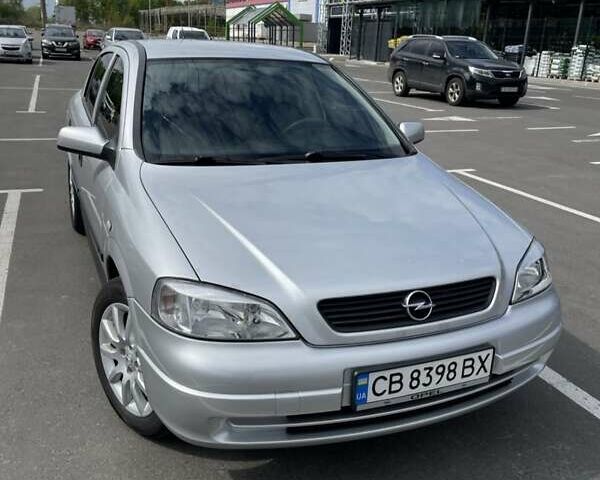 Сірий Опель Астра, об'ємом двигуна 1.6 л та пробігом 290 тис. км за 3600 $, фото 1 на Automoto.ua
