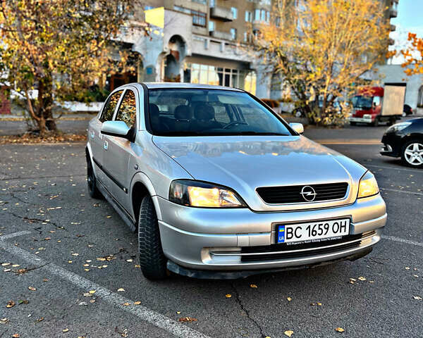Серый Опель Астра, объемом двигателя 1.6 л и пробегом 110 тыс. км за 2800 $, фото 1 на Automoto.ua