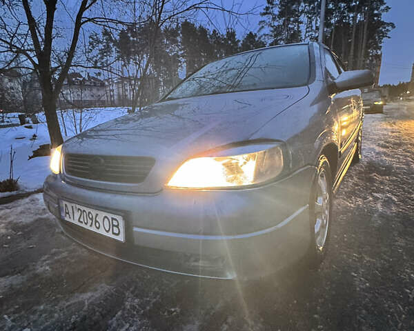Серый Опель Астра, объемом двигателя 2 л и пробегом 325 тыс. км за 2750 $, фото 1 на Automoto.ua