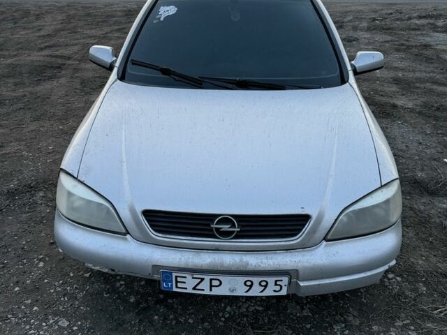 Серый Опель Астра, объемом двигателя 1.7 л и пробегом 340 тыс. км за 1600 $, фото 1 на Automoto.ua