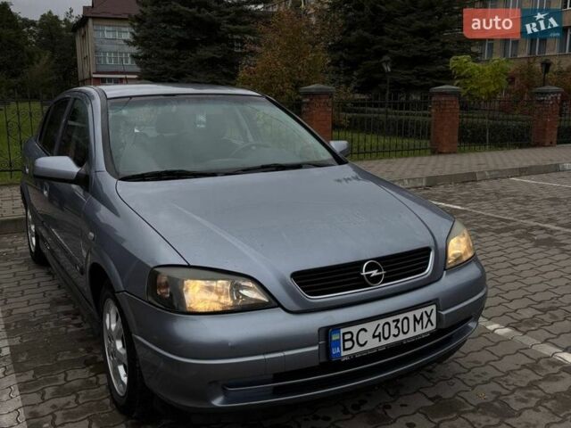 Серый Опель Астра, объемом двигателя 1.6 л и пробегом 146 тыс. км за 3200 $, фото 1 на Automoto.ua