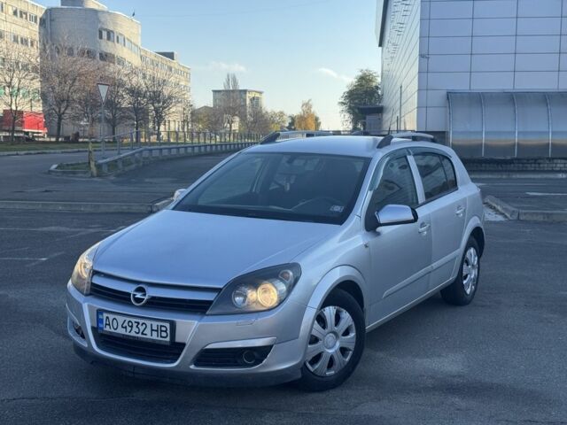 Серый Опель Астра, объемом двигателя 1.4 л и пробегом 300 тыс. км за 2800 $, фото 1 на Automoto.ua