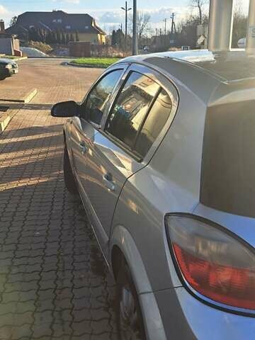 Серый Опель Астра, объемом двигателя 1.69 л и пробегом 282 тыс. км за 3500 $, фото 1 на Automoto.ua