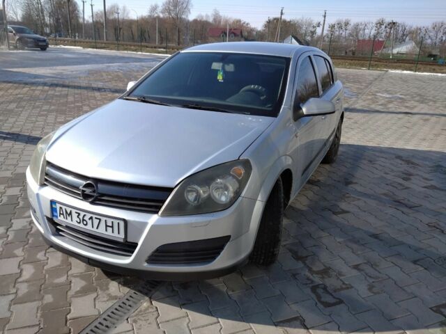 Сірий Опель Астра, об'ємом двигуна 1.7 л та пробігом 285 тис. км за 3950 $, фото 1 на Automoto.ua
