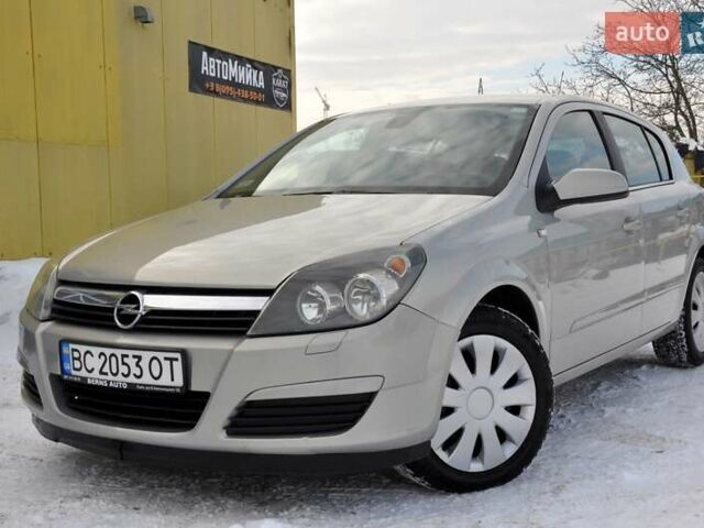 Серый Опель Астра, объемом двигателя 1.6 л и пробегом 262 тыс. км за 3999 $, фото 1 на Automoto.ua