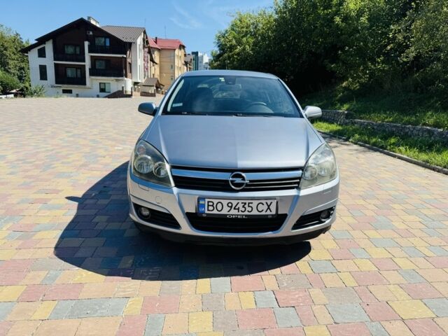 Сірий Опель Астра, об'ємом двигуна 1.7 л та пробігом 301 тис. км за 4813 $, фото 1 на Automoto.ua
