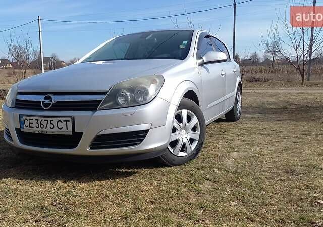 Серый Опель Астра, объемом двигателя 1.6 л и пробегом 250 тыс. км за 4500 $, фото 1 на Automoto.ua