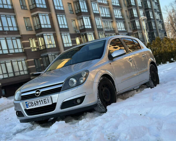 Сірий Опель Астра, об'ємом двигуна 1.6 л та пробігом 280 тис. км за 3950 $, фото 1 на Automoto.ua