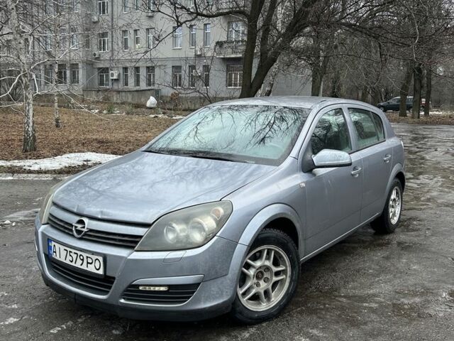 Серый Опель Астра, объемом двигателя 0 л и пробегом 372 тыс. км за 3350 $, фото 1 на Automoto.ua