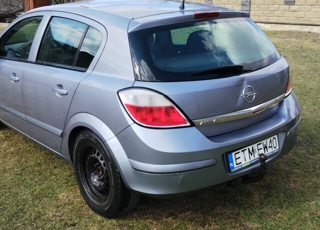 Сірий Опель Астра, об'ємом двигуна 1.7 л та пробігом 340 тис. км за 1600 $, фото 1 на Automoto.ua