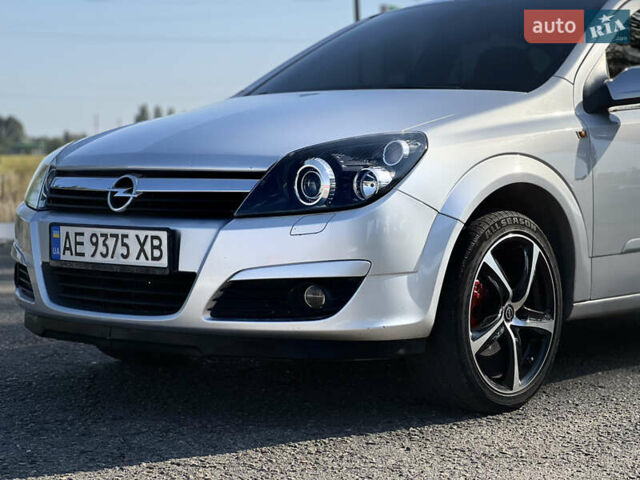 Сірий Опель Астра, об'ємом двигуна 1.8 л та пробігом 197 тис. км за 5800 $, фото 1 на Automoto.ua
