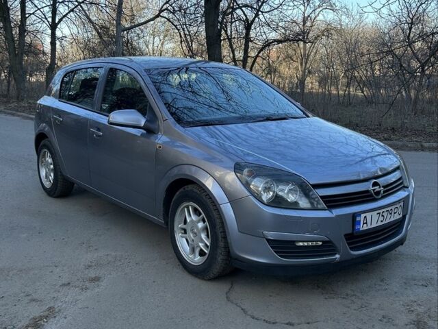 Серый Опель Астра, объемом двигателя 0 л и пробегом 373 тыс. км за 3300 $, фото 1 на Automoto.ua